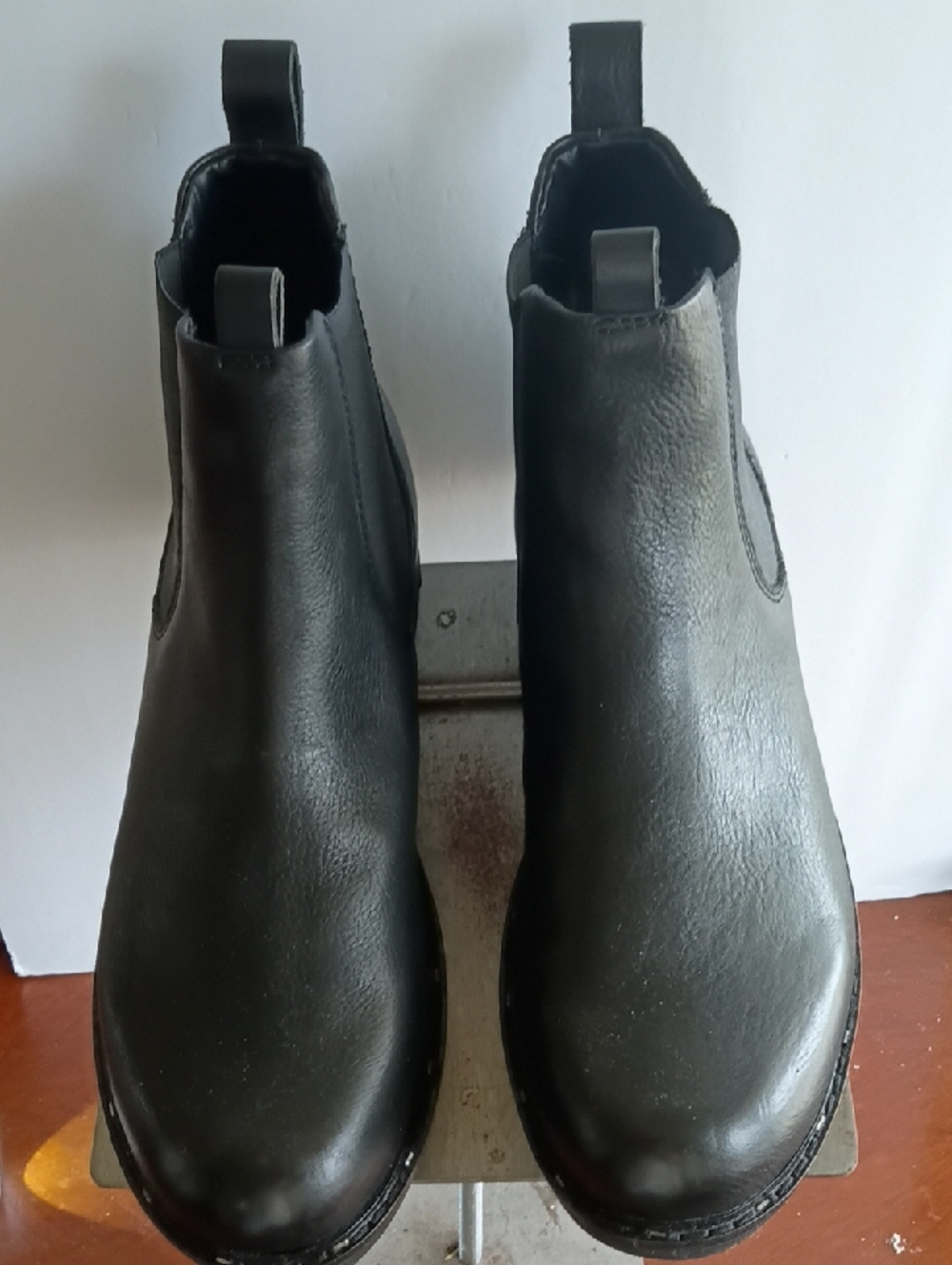 Classic Black Leather Chelsea Boots